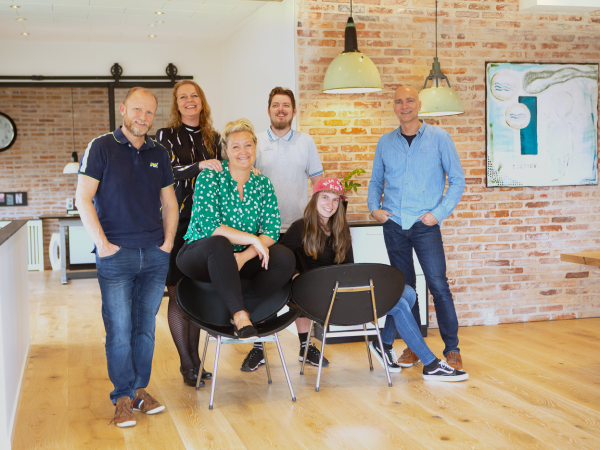 Gruppebillede af vores webbureau i Viborg